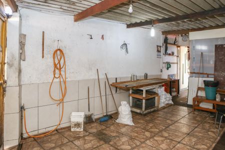 Casa à venda com 280m², 6 quartos e 4 vagasCasa 2 - Garagem