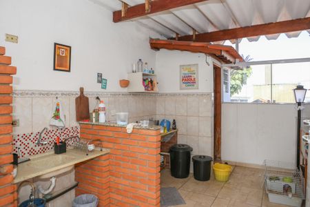 Casa à venda com 280m², 6 quartos e 4 vagasCasa 3 - Salão