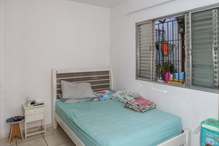 Casa à venda com 280m², 6 quartos e 4 vagasQuarto 2