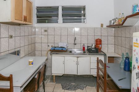 Casa à venda com 280m², 6 quartos e 4 vagasCasa 2 - Cozinha
