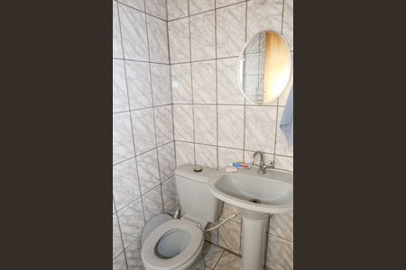 Casa à venda com 280m², 6 quartos e 4 vagasCasa 3 - Banheiro