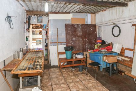 Casa à venda com 280m², 6 quartos e 4 vagasCasa 2 - Garagem