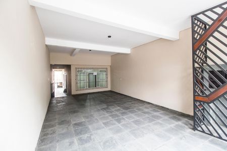 Casa para alugar com 180m², 3 quartos e 3 vagas Casa para alugar com 180m², 3 quartos e 3 vagasGaragem