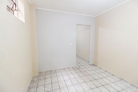 Casa para alugar com 180m², 3 quartos e 3 vagas Casa para alugar com 180m², 3 quartos e 3 vagasEdícula