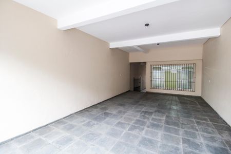 Casa para alugar com 180m², 3 quartos e 3 vagas Casa para alugar com 180m², 3 quartos e 3 vagasGaragem
