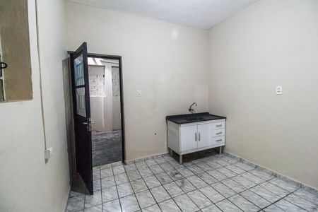 Casa para alugar com 180m², 3 quartos e 3 vagas Casa para alugar com 180m², 3 quartos e 3 vagasEdícula