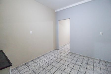 Casa para alugar com 180m², 3 quartos e 3 vagas Casa para alugar com 180m², 3 quartos e 3 vagasEdícula
