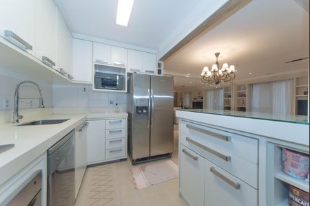 Apartamento à venda com 97m², 3 quartos e 2 vagasCozinha