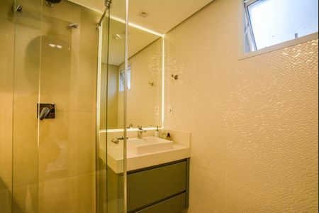Apartamento à venda com 114m², 2 quartos e 2 vagasBanheiro da Suíte 1