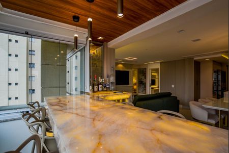 Apartamento à venda com 114m², 2 quartos e 2 vagasVaranda da Sala