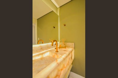 Apartamento à venda com 114m², 2 quartos e 2 vagasLavabo