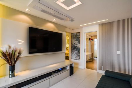 Apartamento à venda com 114m², 2 quartos e 2 vagasSala