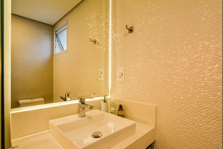 Apartamento à venda com 114m², 2 quartos e 2 vagasBanheiro da Suíte 1