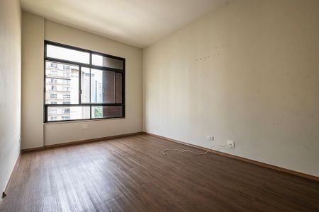Apartamento para alugar com 239m², 3 quartos e 1 vagaQuarto 