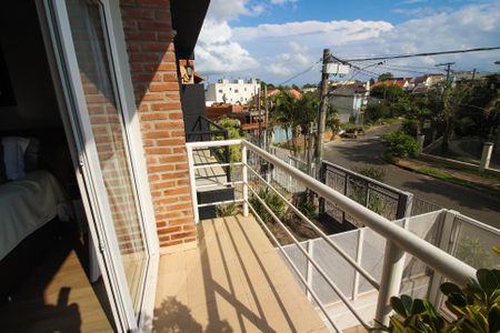 Casa à venda com 180m², 3 quartos e 2 vagas Casa à venda com 180m², 3 quartos e 2 vagasSacada do Quarto Suíte