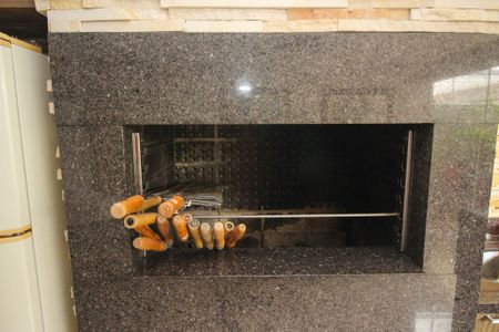 Casa à venda com 180m², 3 quartos e 2 vagas Casa à venda com 180m², 3 quartos e 2 vagasVaranda