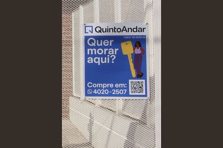 Casa à venda com 180m², 3 quartos e 2 vagas Casa à venda com 180m², 3 quartos e 2 vagasPlaquinha