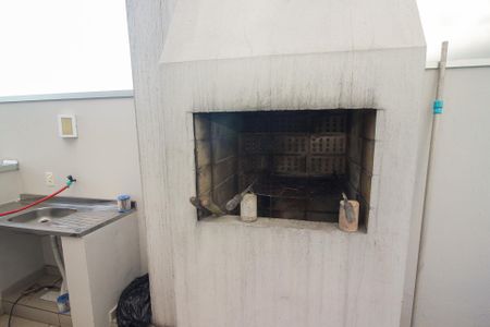 Casa à venda com 180m², 3 quartos e 2 vagas Casa à venda com 180m², 3 quartos e 2 vagasChurrasqueira