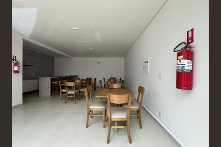 Apartamento para alugar com 47m², 2 quartos e 1 vagaÁrea comum - Salão de festas