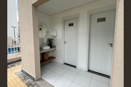 Apartamento para alugar com 47m², 2 quartos e 1 vagaÁrea comum - Banheiro
