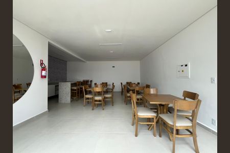Apartamento para alugar com 47m², 2 quartos e 1 vagaÁrea comum - Salão de festas