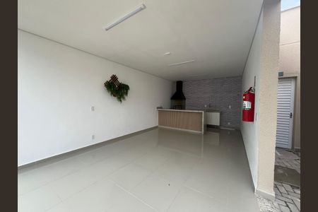 Apartamento para alugar com 47m², 2 quartos e 1 vagaÁrea comum - Churrasqueira