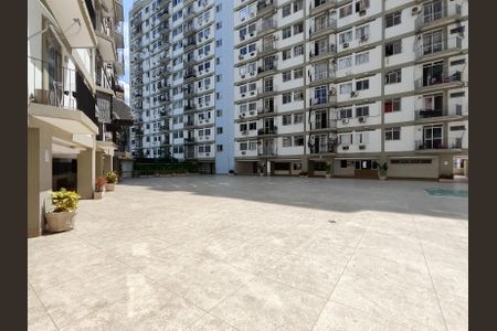 Apartamento à venda com 70m², 2 quartos e 1 vagaÁrea comum - Playground