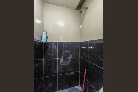 Apartamento à venda com 70m², 2 quartos e 1 vagaBanheiro Corredor