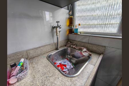 Apartamento à venda com 70m², 2 quartos e 1 vagaCozinha e Área de Serviço