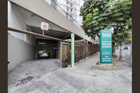 Apartamento à venda com 70m², 2 quartos e 1 vagaFachada e portaria