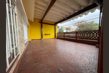 Casa à venda com 213m², 5 quartos e 2 vagasVaranda