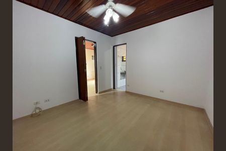Casa à venda com 213m², 5 quartos e 2 vagasSuíte 2