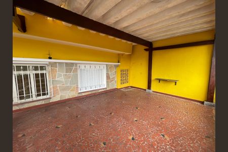 Casa à venda com 213m², 5 quartos e 2 vagasVaranda