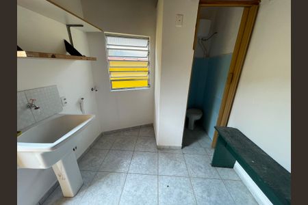 Casa à venda com 213m², 5 quartos e 2 vagasÁrea de Serviço