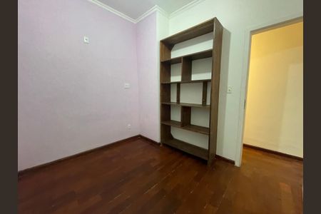 Casa à venda com 213m², 5 quartos e 2 vagasQuarto 1