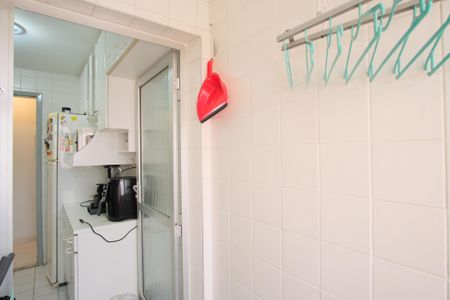 Apartamento à venda com 68m², 3 quartos e 1 vagaÁrea de Serviço