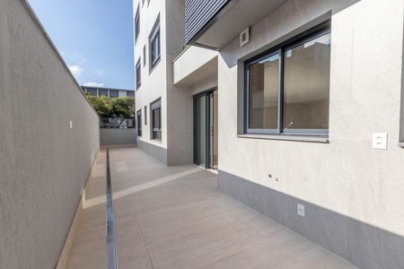 Apartamento à venda com 131m², 3 quartos e 2 vagas Apartamento à venda com 131m², 3 quartos e 2 vagasTerraço