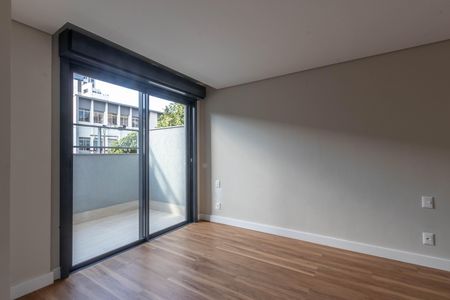 Apartamento à venda com 131m², 3 quartos e 2 vagas Apartamento à venda com 131m², 3 quartos e 2 vagasQuarto 2