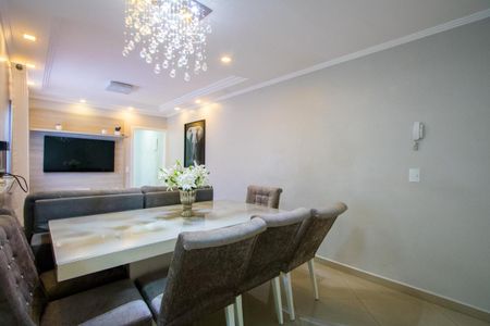 Apartamento à venda com 140m², 2 quartos e 2 vagas Apartamento à venda com 140m², 2 quartos e 2 vagasSala