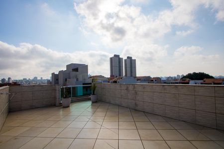 Apartamento à venda com 140m², 2 quartos e 2 vagas Apartamento à venda com 140m², 2 quartos e 2 vagasCobertura