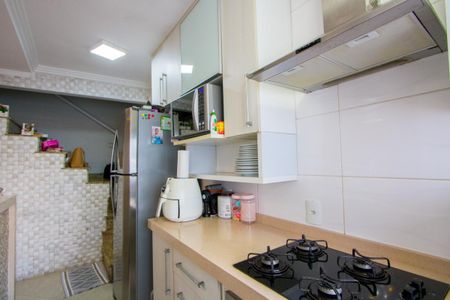 Apartamento à venda com 140m², 2 quartos e 2 vagas Apartamento à venda com 140m², 2 quartos e 2 vagasCozinha