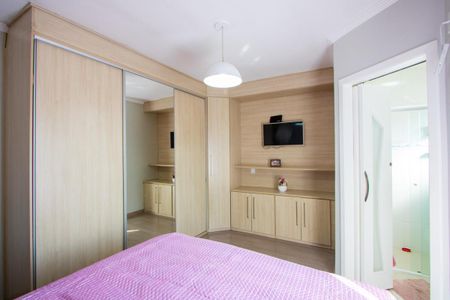 Apartamento à venda com 140m², 2 quartos e 2 vagas Apartamento à venda com 140m², 2 quartos e 2 vagasQuarto 1 - Suíte