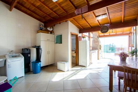 Apartamento à venda com 140m², 2 quartos e 2 vagas Apartamento à venda com 140m², 2 quartos e 2 vagasÁrea de serviço/Espaço gourmet