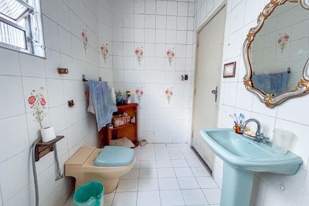 Casa para alugar com 190m², 3 quartos e 2 vagasBanheiro