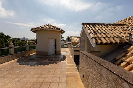 Casa para alugar com 720m², 6 quartos e 8 vagasTerraço Salão de festas