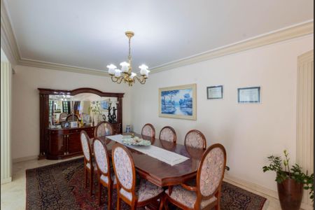 Casa para alugar com 720m², 6 quartos e 8 vagasSala de Jantar 1 e Hall