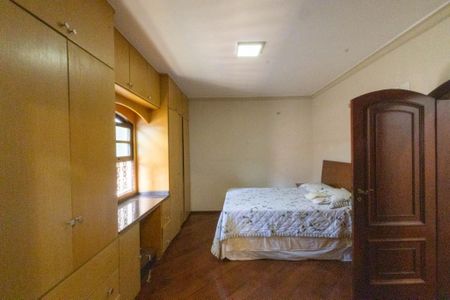 Casa para alugar com 720m², 6 quartos e 8 vagasQuarto 2 Suíte