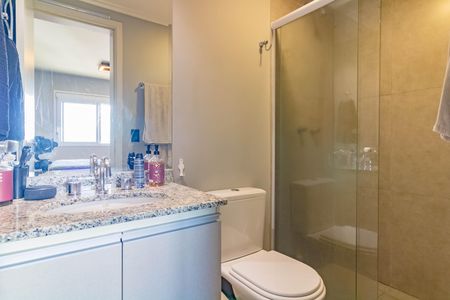 Apartamento à venda com 71m², 2 quartos e 1 vagaBanheiro da Suíte 