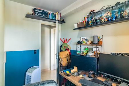 Apartamento à venda com 71m², 2 quartos e 1 vagaQuarto