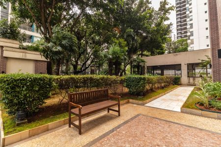 Apartamento à venda com 71m², 2 quartos e 1 vagaÁrea comum